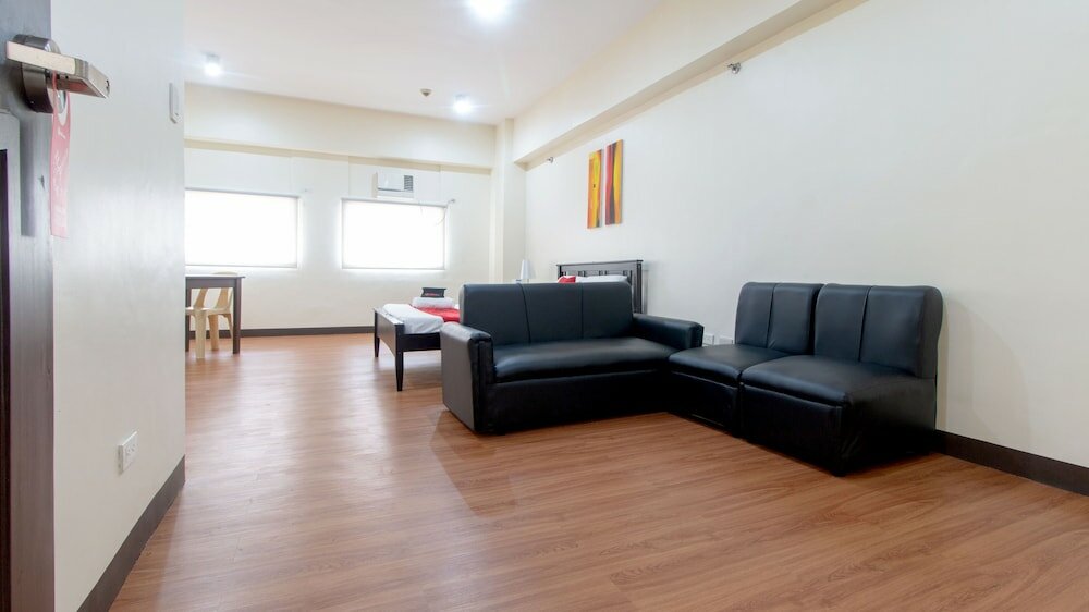 Фото RedDoorz near SM Manila