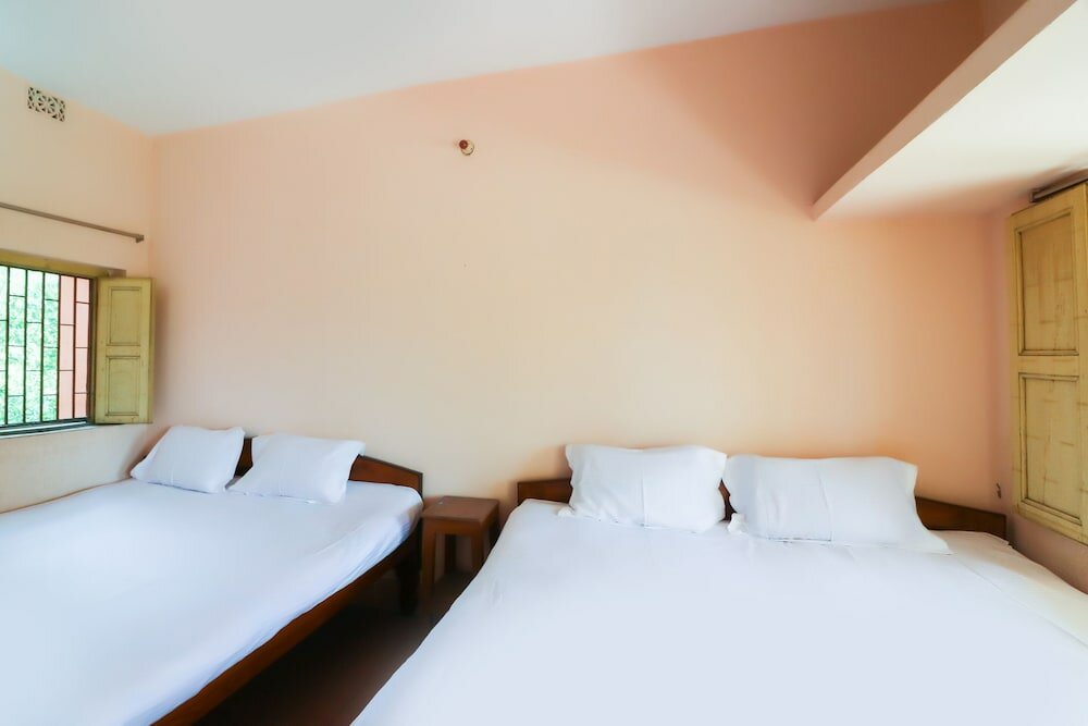 Фото Spot On 49047 Shree Chaitanya Math Bhakti Villas