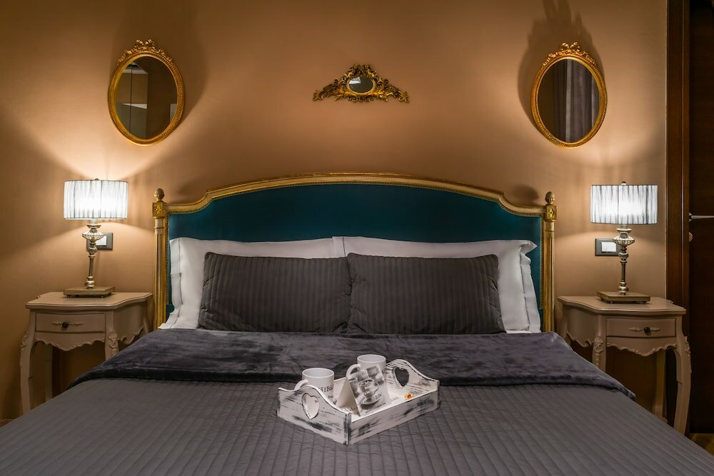 Фото 051 Room & Breakfast