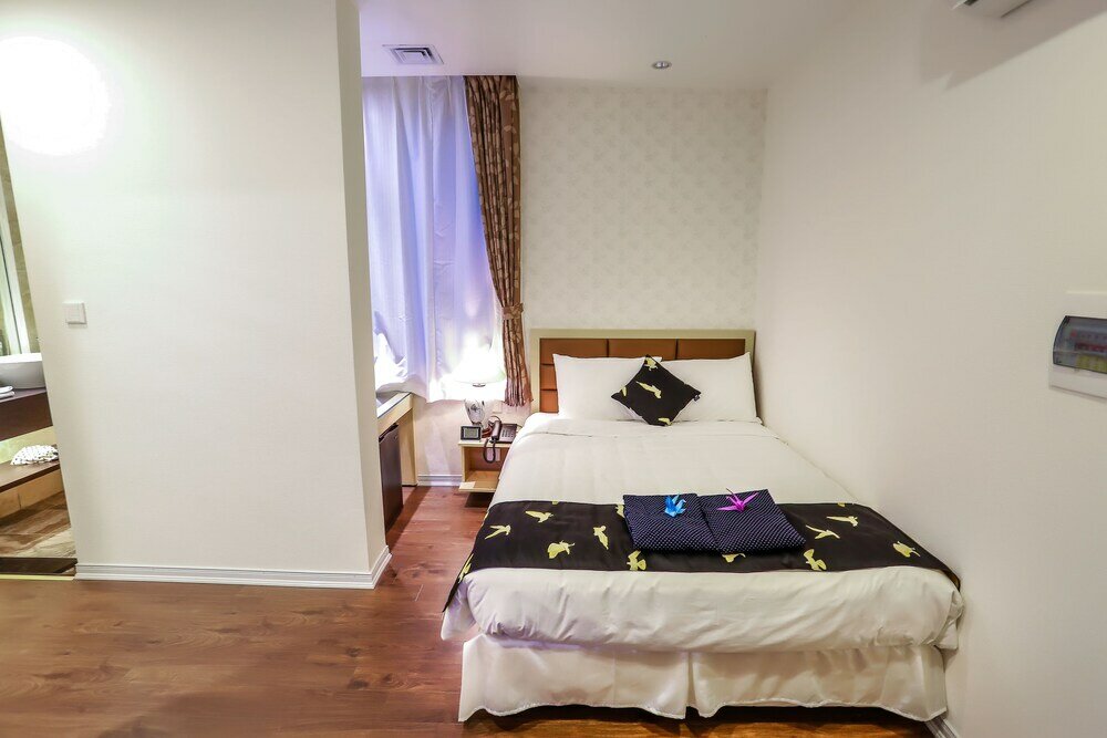 Фото Momizi Business Hotel