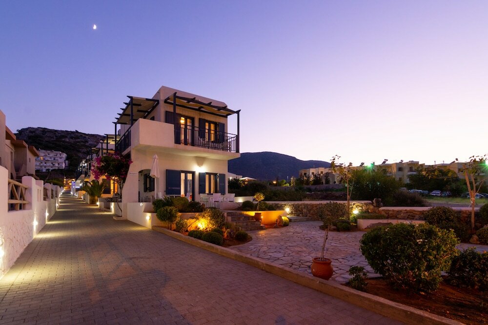 Фото Okirroi Villas