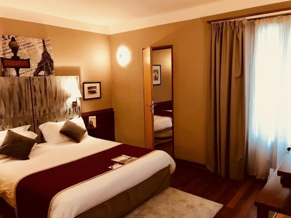 Фото Hotel George Sand Opéra Paris