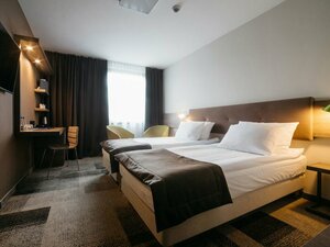 отель Q Hotel Plus Katowice