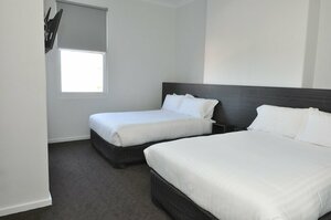 Гостиница Queens Head Hotel