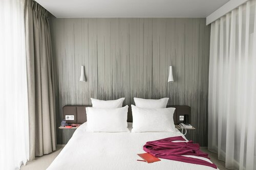 Гостиница Okko Hotels Paris Porte de Versailles в Париже