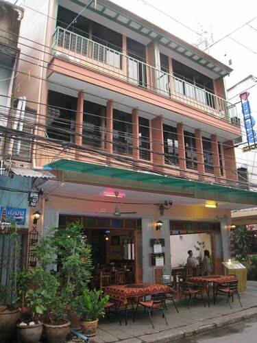 Гостиница Baan Glang Soi в Бангкоке