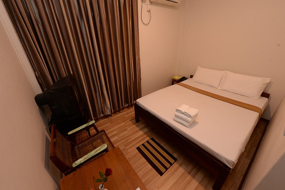 Фото Min Nandar Garden Hotel