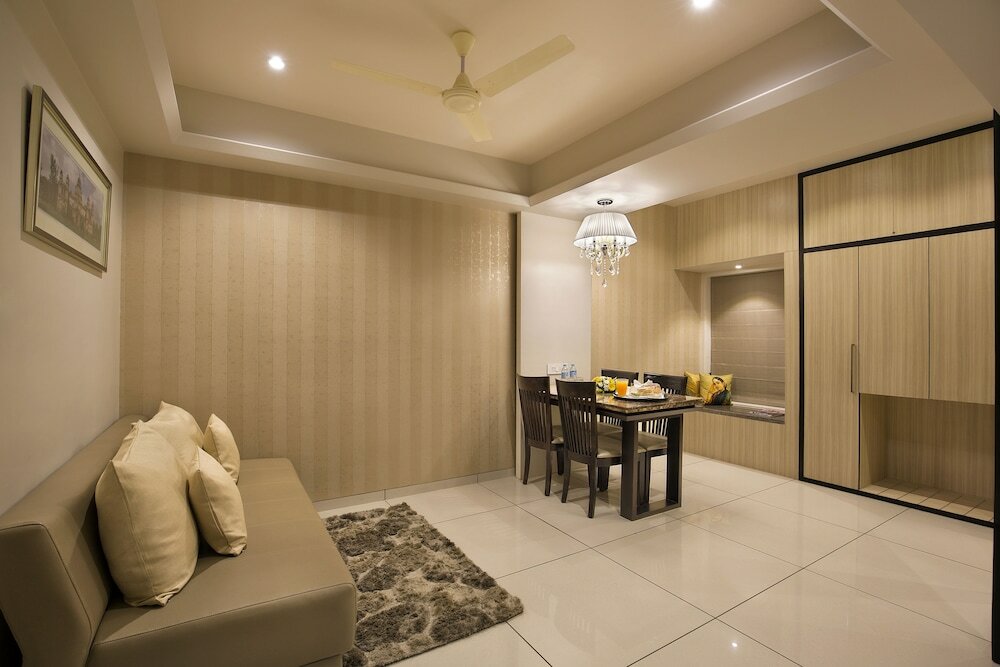 Фото The Baroda Residency