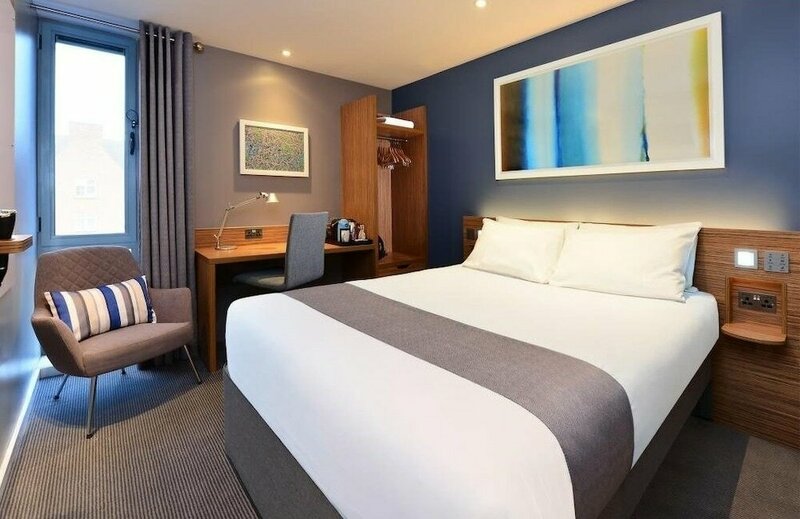 Гостиница Travelodge London Farringdon в Лондоне