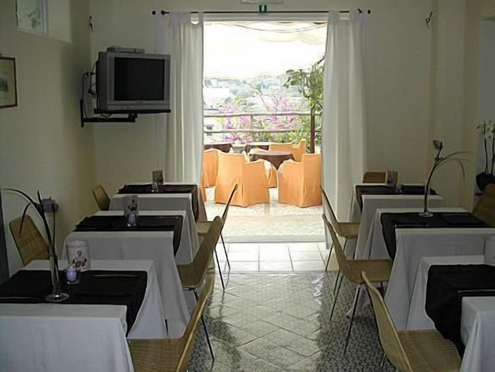 Фото Hotel Senaria