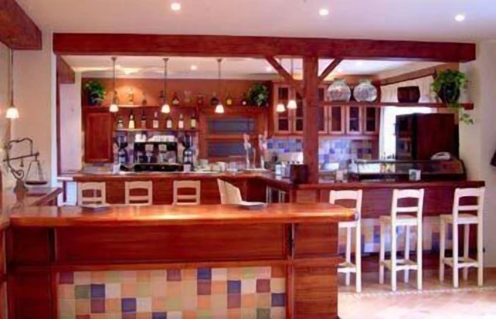 Фото Aparthotel La Espadaña