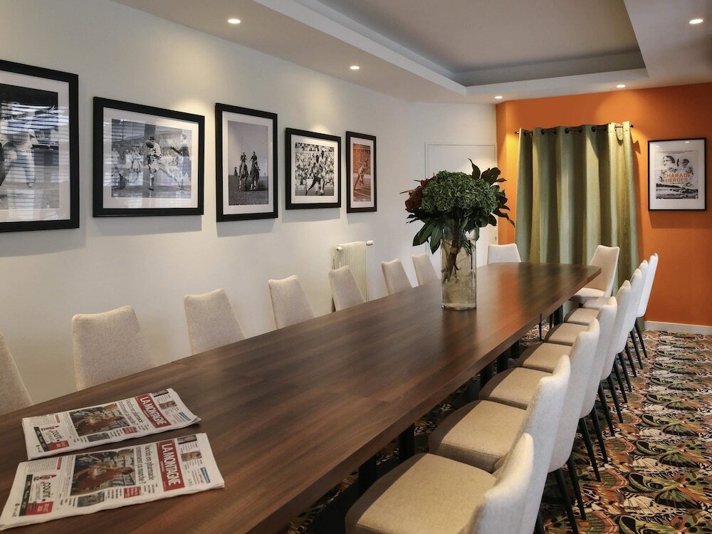 Фото Ibis Styles Clermont-Ferrand République