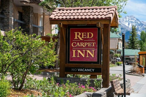 Гостиница Red Carpet Inn в Банффе
