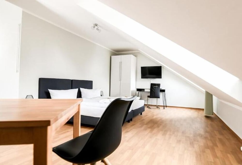 Фото Hotel Blutenburg