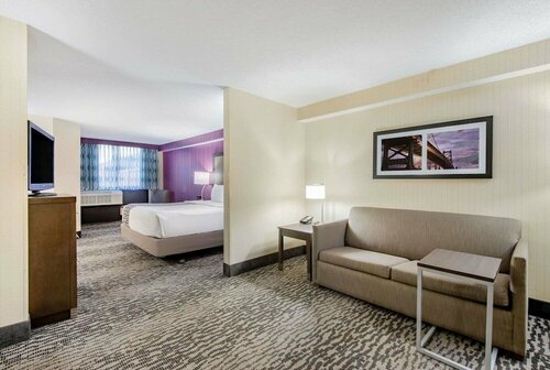 Гостиница La Quinta Inn & Suites by Wyndham Newark - Elkton в Ньюарке