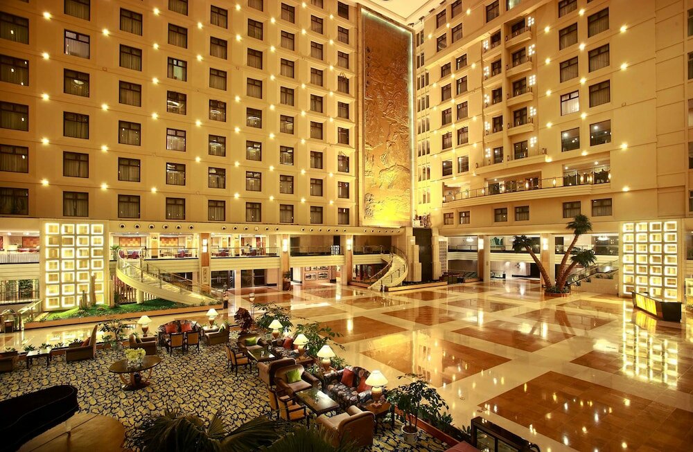 Фото Guilin Lijiang Waterfall Hotel