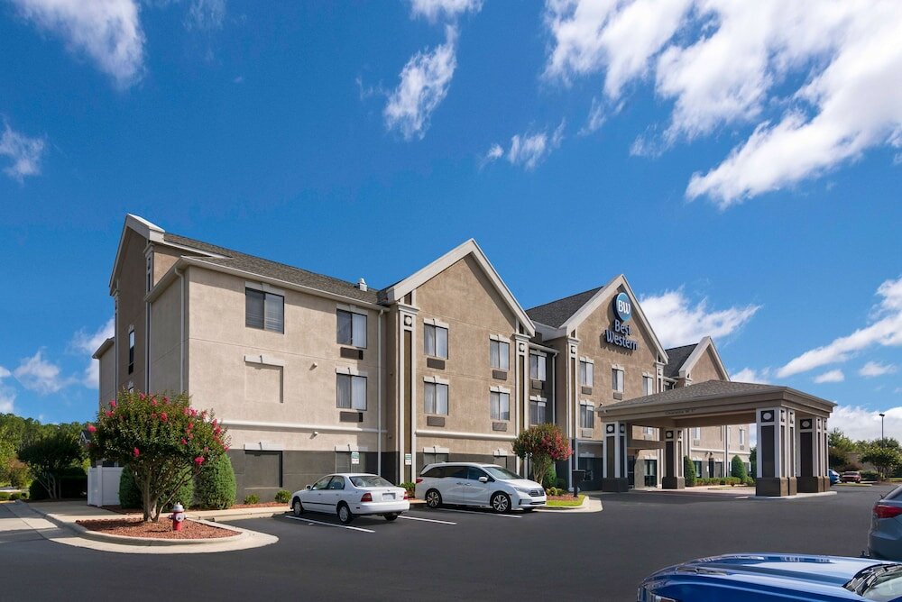 Фото Best Western Smithfield Inn