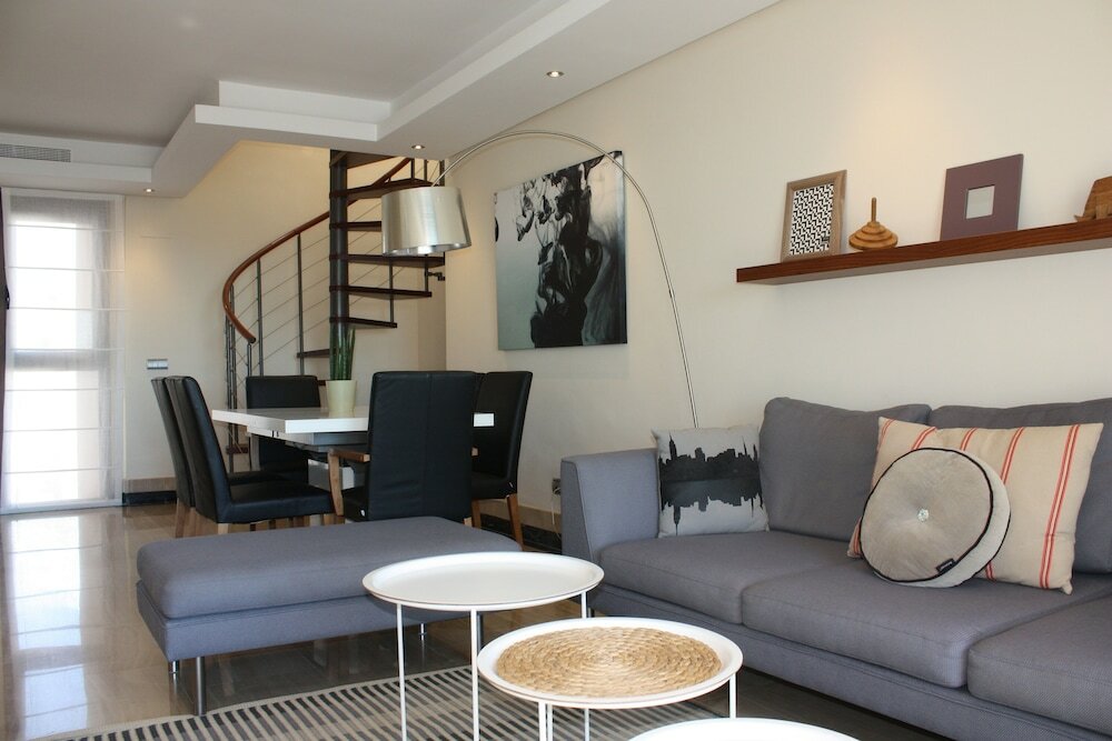 Фото First Line Penthouse With Private Pool