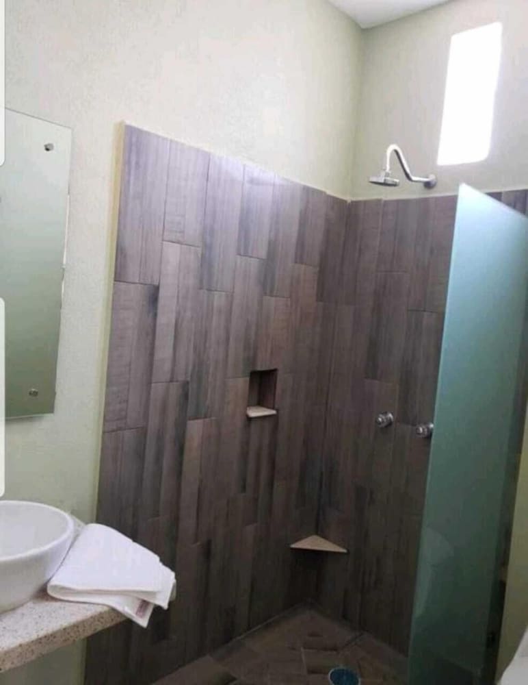 Фото El Cihualteco Hotel Restaurante Bar