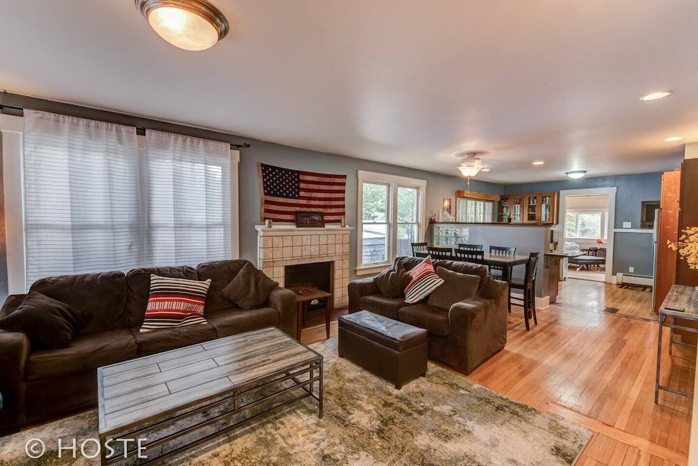 Фото 3br Classic Home Quiet Neighborhooddog Friendly