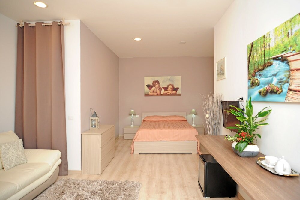 Фото Foresteria Rhodense VIA Italia