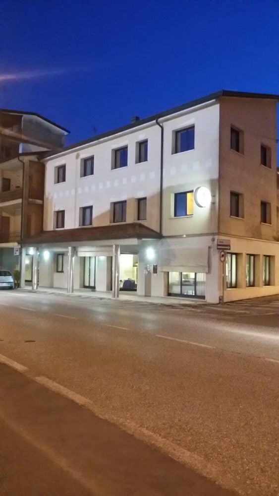 Фото Hotel Centrale