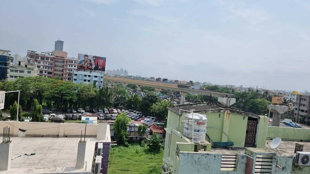 Фото Hotel Shreesh Kolkata