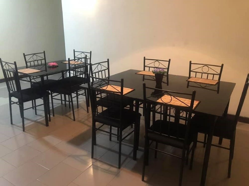 Фото Travel Hub Kandy