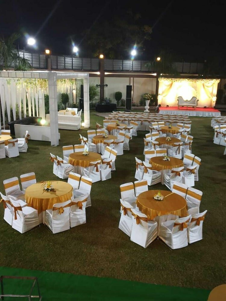 Фото Hotel Jsr Continental