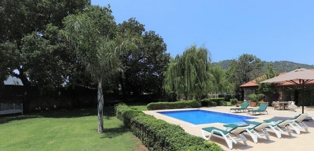 Фото Villa Bln1 by JoyLettings