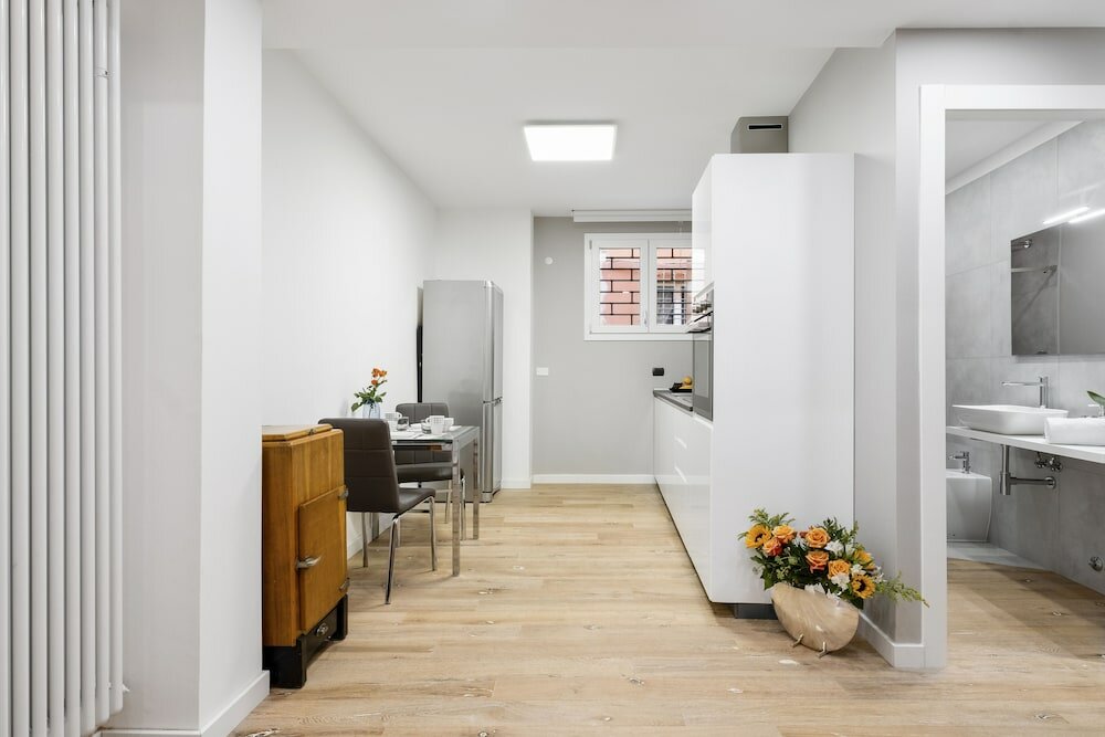 Фото Duplex Luxurious Apt in the heart of Bologna