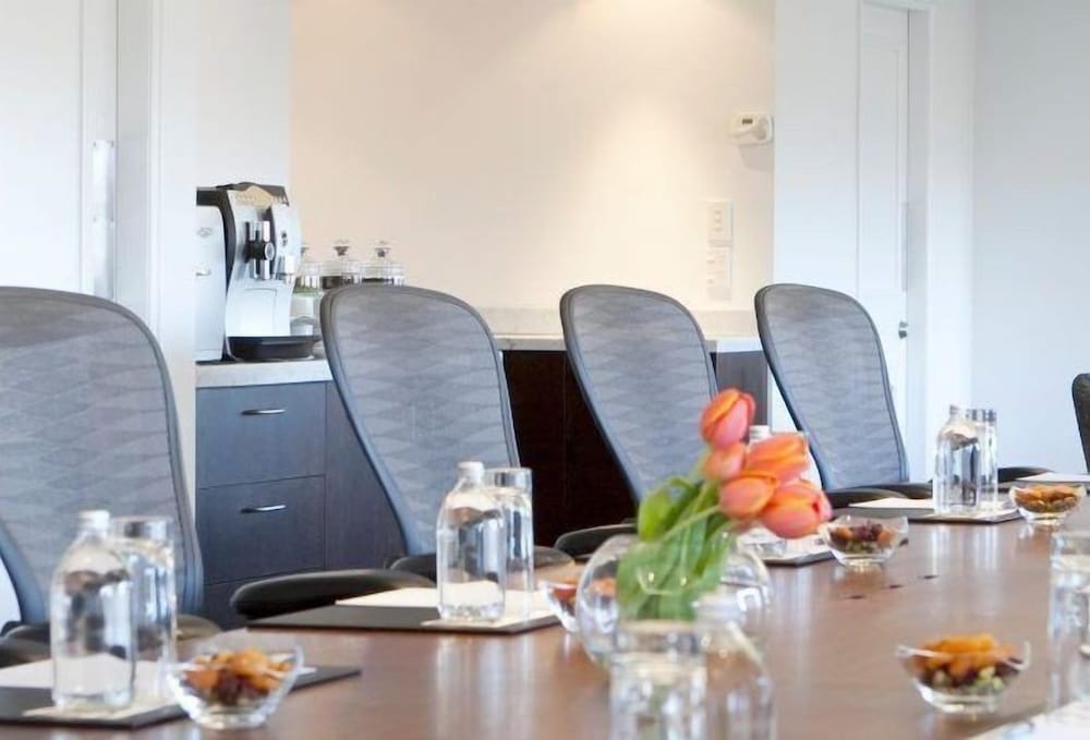 Фото Pullman Auckland Hotel & Apartments