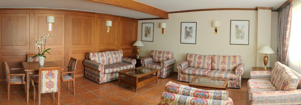 Фото Hotel Xalet Verdú