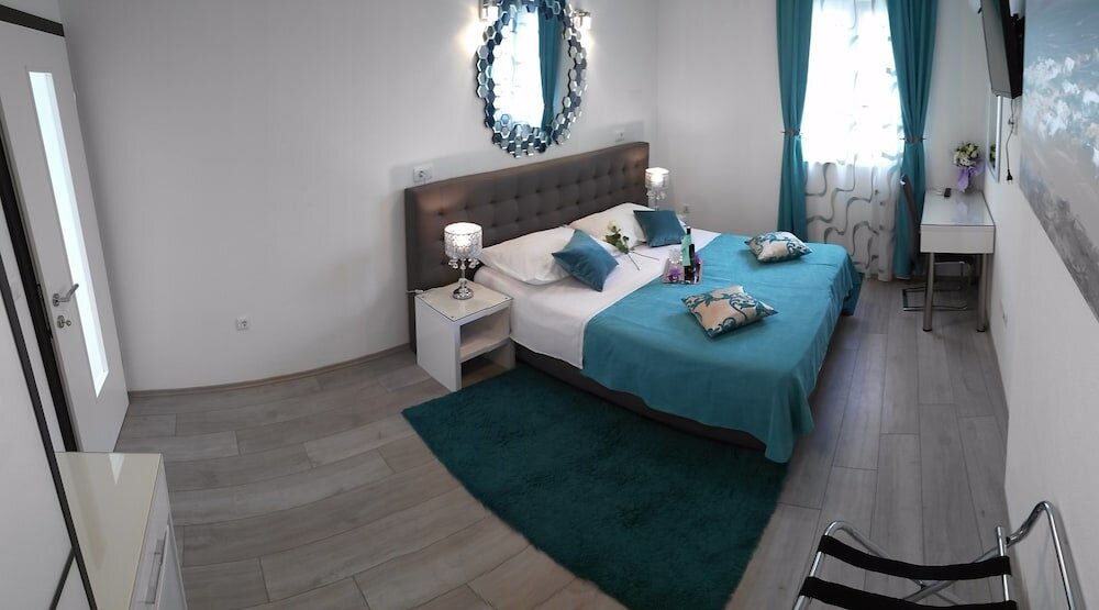 Фото Kuzma Rooms and Apartments