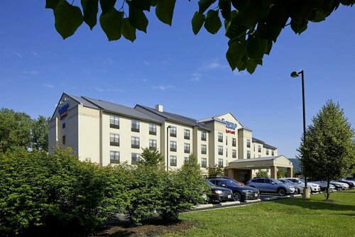 Гостиница Fairfield Inn & Suites by Marriott Cumberland