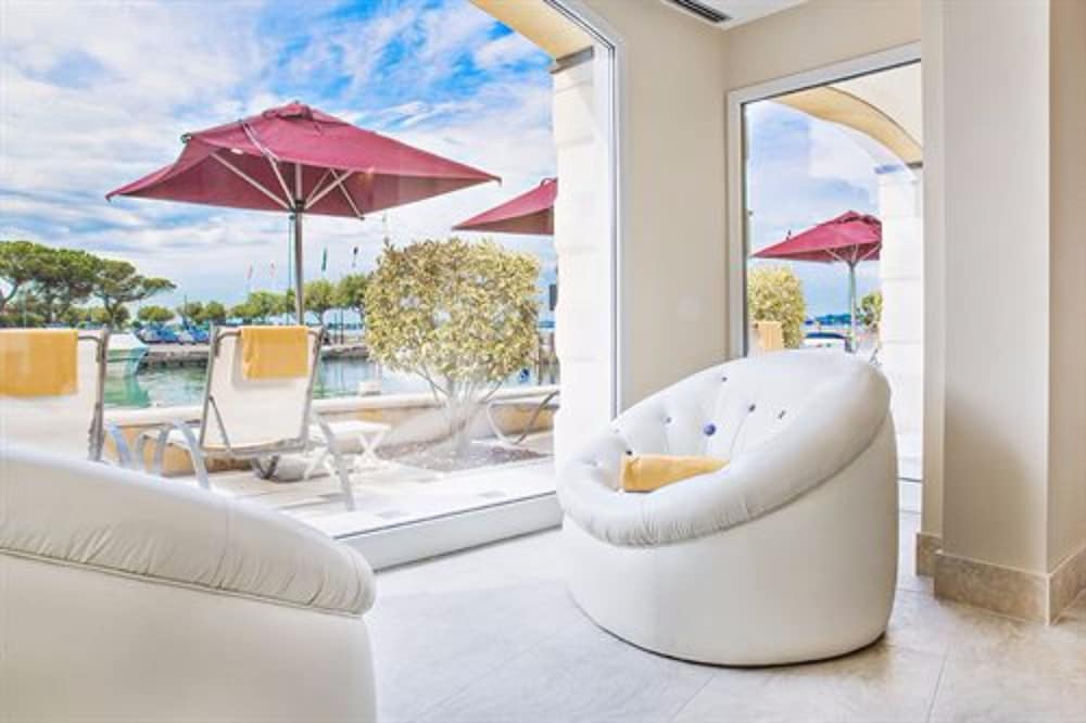 Фото Hotel Sirmione e Promessi Sposi