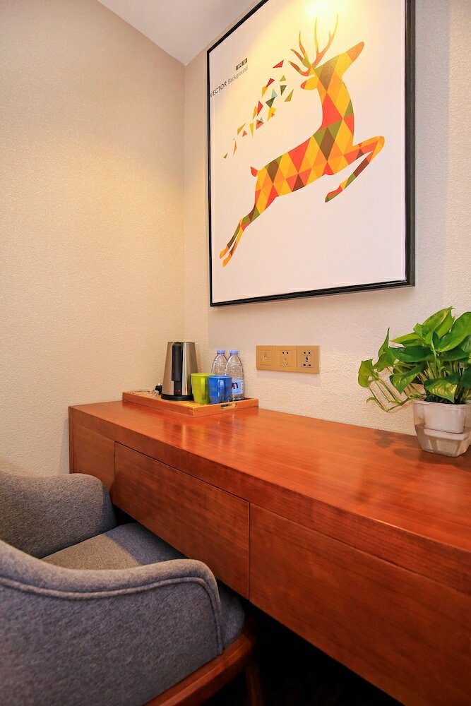 Фото Immersing Hotel Guihu Branch