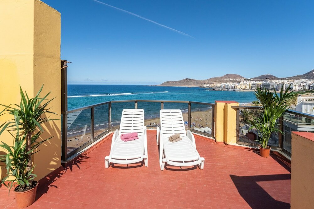 Фото Apartamentos Colón Playa