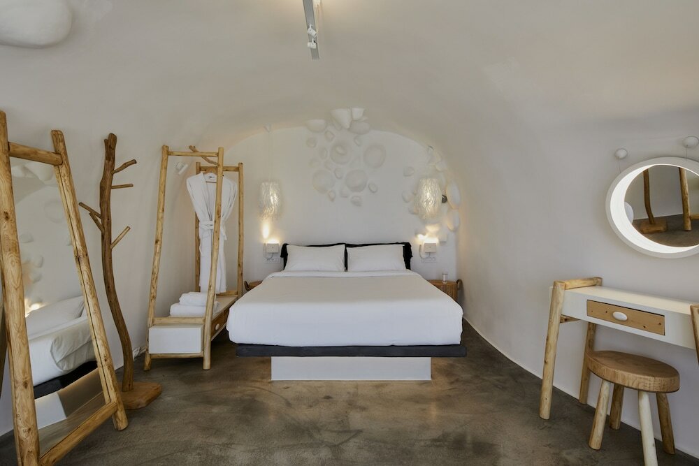 Фото Theano Cave Suites & Villas