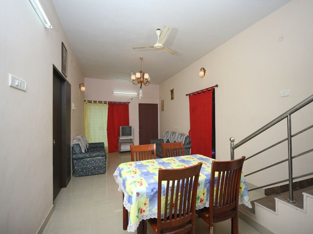 Фото Oyo 15517 Kms House