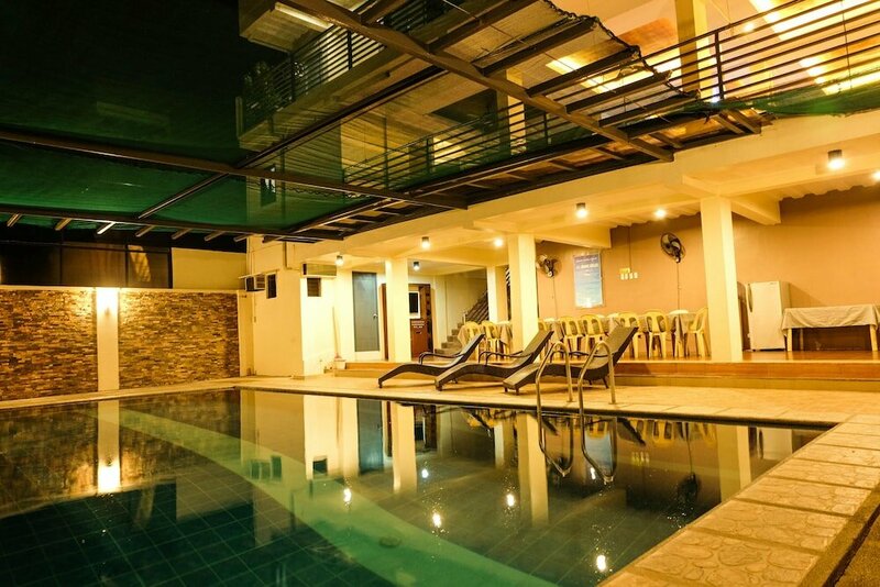 Гостиница Summer Palace Hotspring Resort в Каламбе