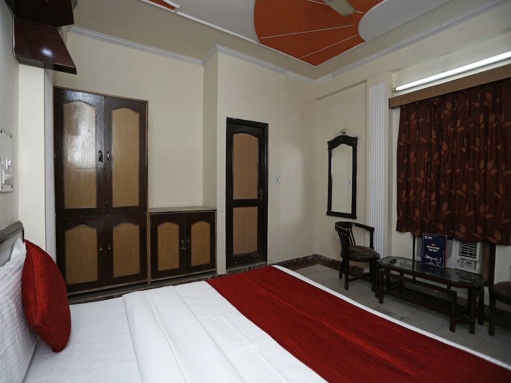 Фото Oyo 12671 Hotel Prithvi Palace