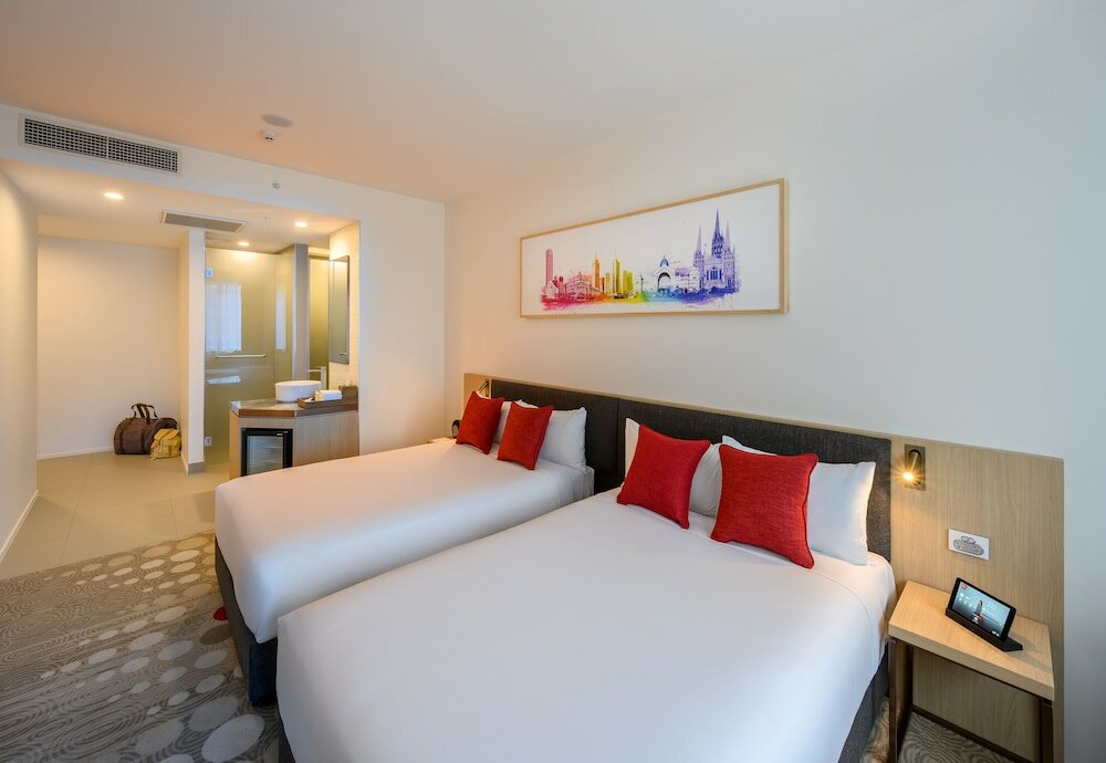 Фото Novotel Melbourne Central