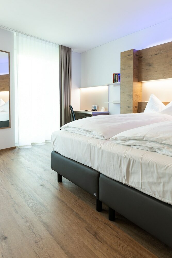 Фото Jet Hotel Zurich Airport