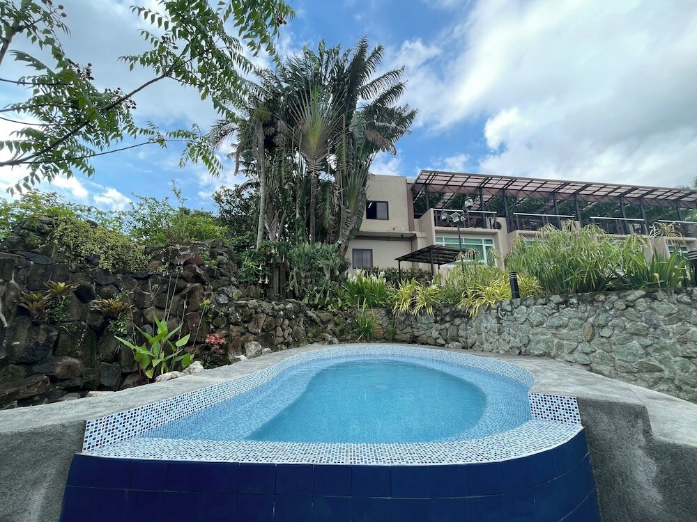 Фото The Lakeview Suites by Cocotel