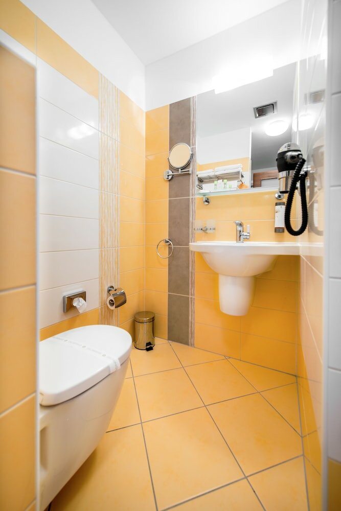 Фото Hotel Mlynska