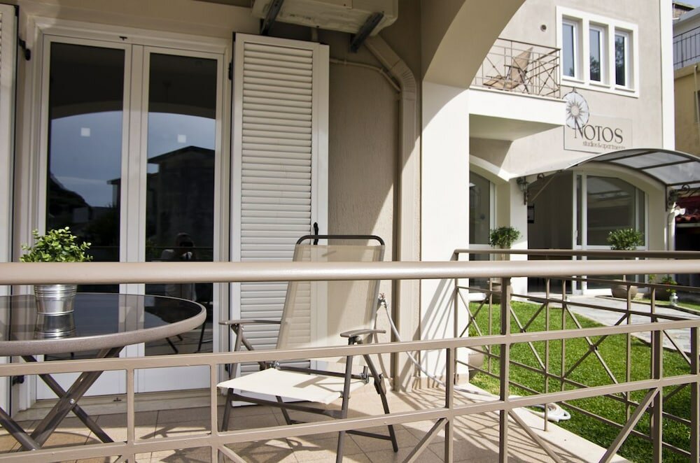Фото Notos Luxury Studios