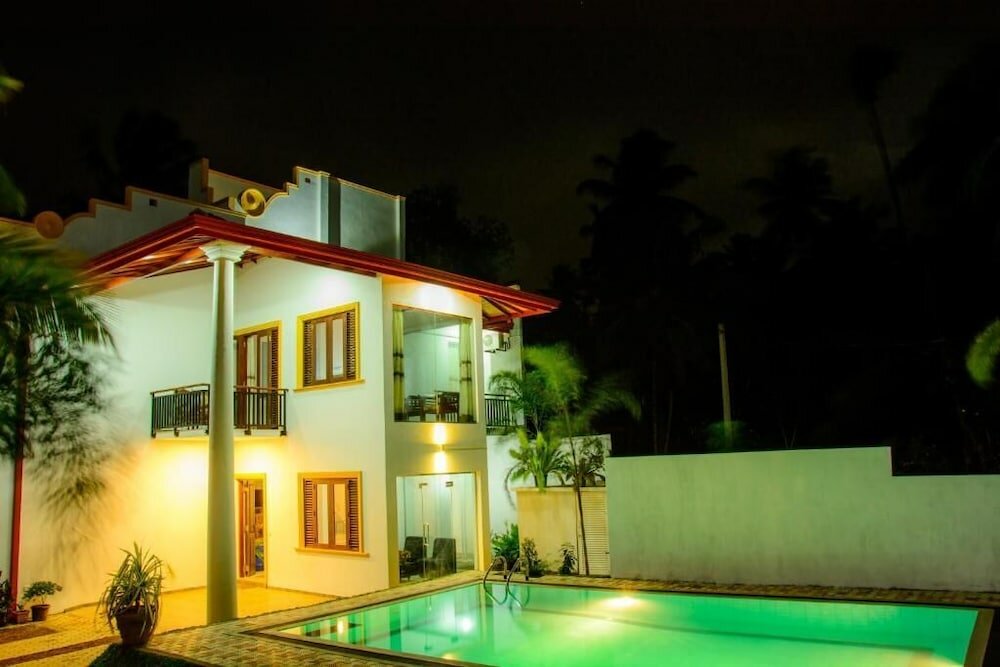 Фото Villa White