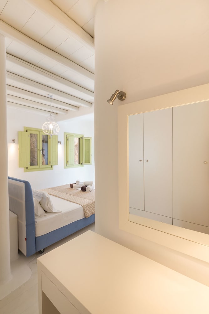 Фото Lyra Villas Mykonos