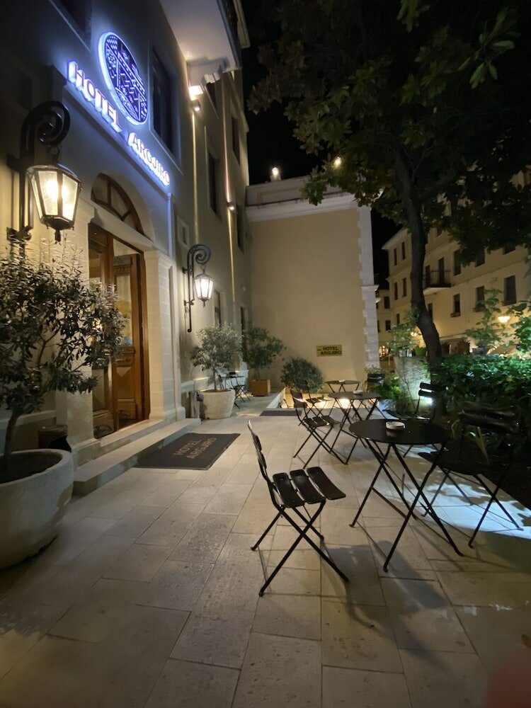 Фото Отель Argjiro